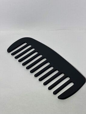 Wide Tooth All Purpose Detangling Styling Plastic Hair Comb for Women and Men